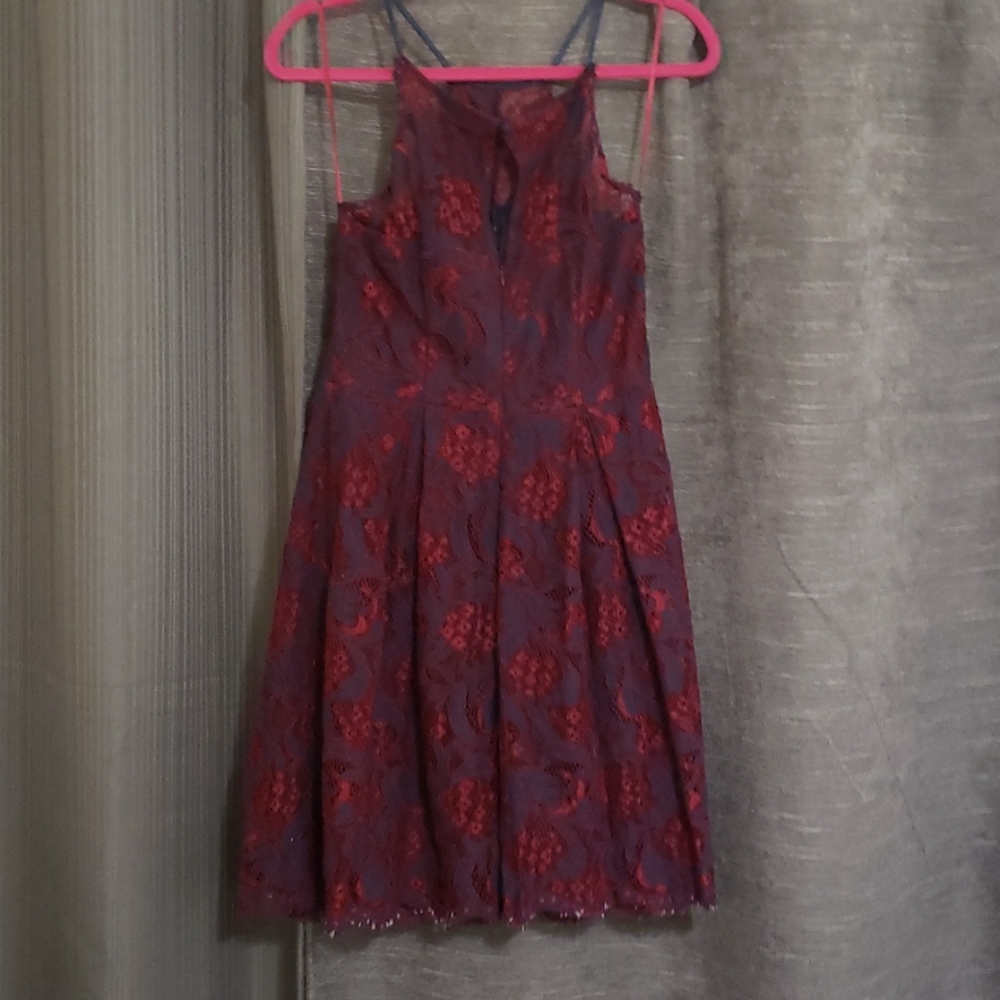 Dress - Picture 3 of 4